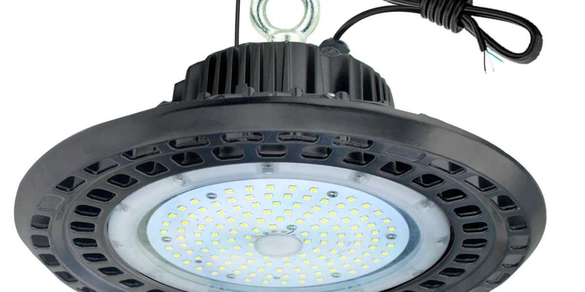 Iluminação Eficiente: Descubra como a Luminária LEDVANCE High Bay 200W Transformará seu Espaço Industrial